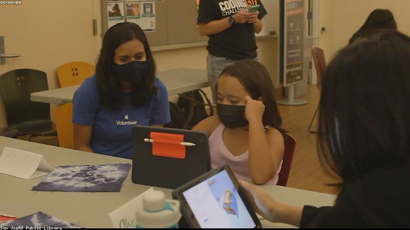 Bé học lập trình với bộ kit KidCoding