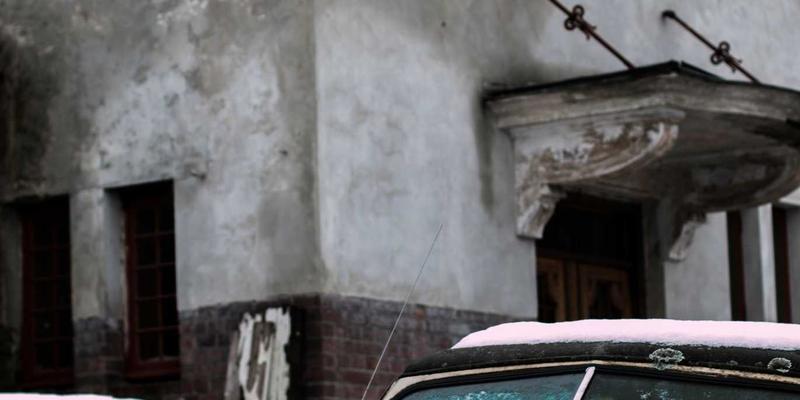 Đèn LED cảnh báo lỗi trên bộ sạc ô tô điện