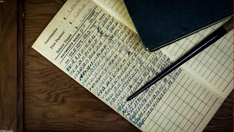 Ký kết hợp đồng vay vốn