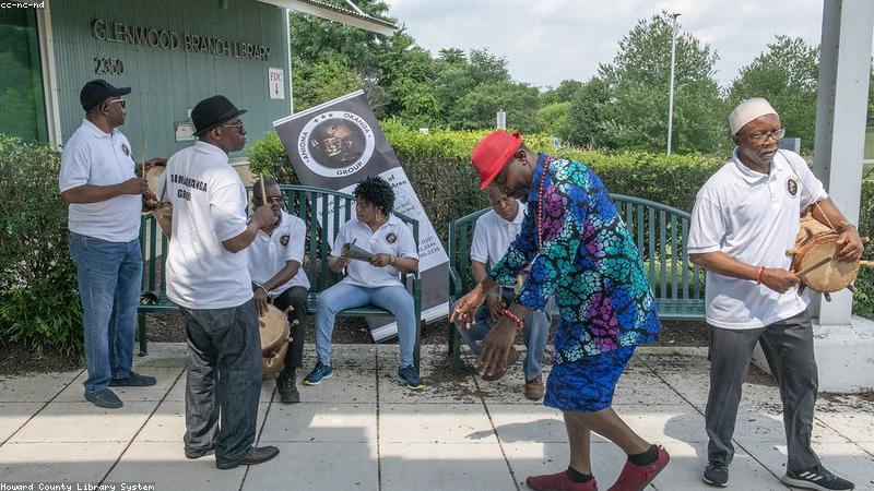 Phụ kiện trang trí tiệc đa dạng tại PartyKit VN