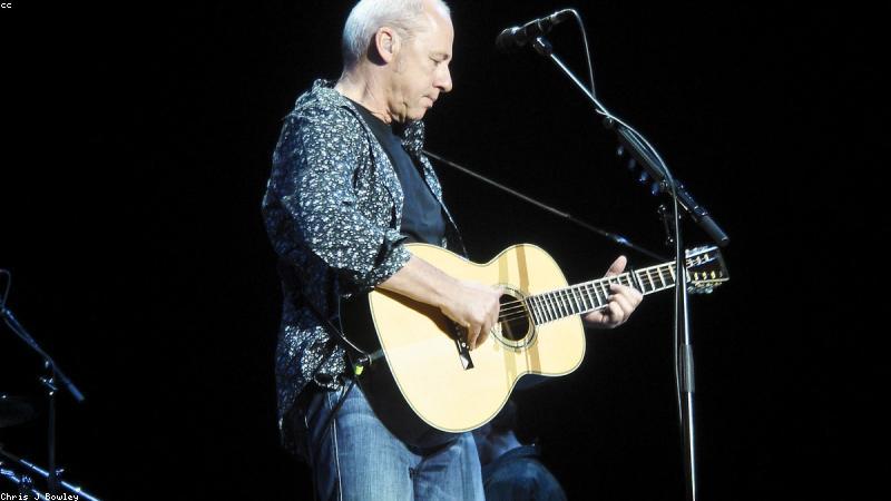 Chọn đàn guitar acoustic cho người mới