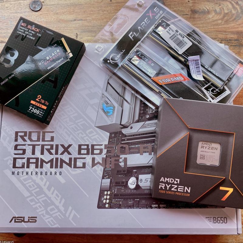 RAM Corsair Vengeance RGB DDR5