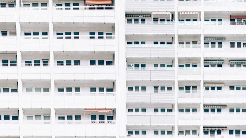 Ổ bánh sourdough nguyên cám hạt cổ đại