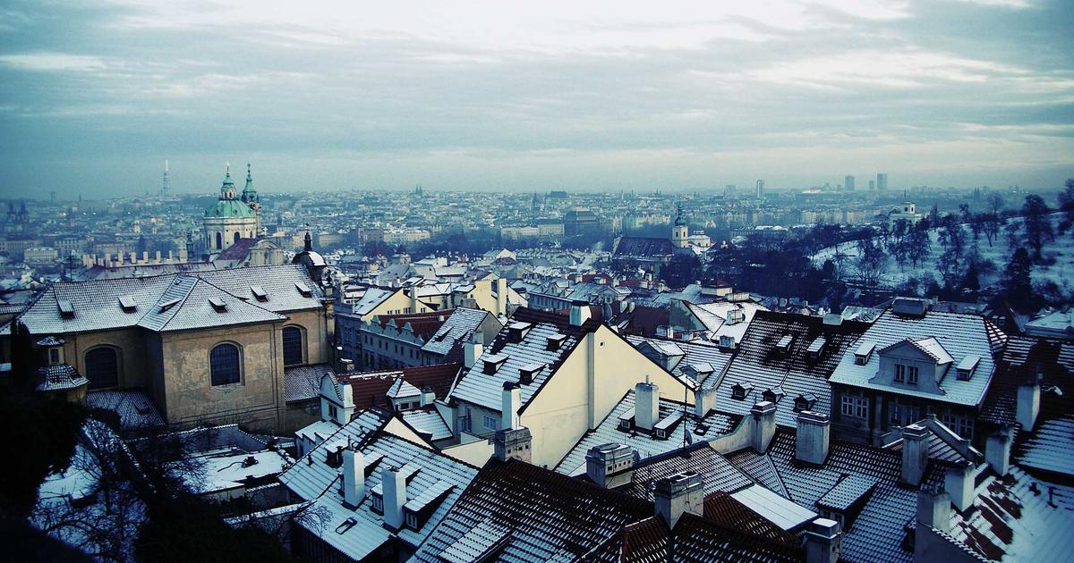 Nike báo cáo doanh thu kỷ lục 51,2 tỷ USD: Cuộc chiến giành lại vị thế 'ông vua' Streetwear trước sự trỗi dậy của New Balance