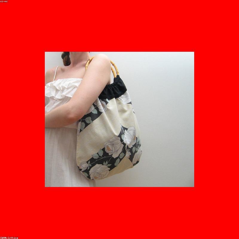 Túi Đeo Chéo Chống Trộm Travelon