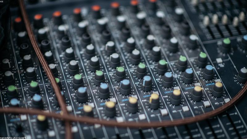 Xu hướng nhạc cụ điện tử 2024